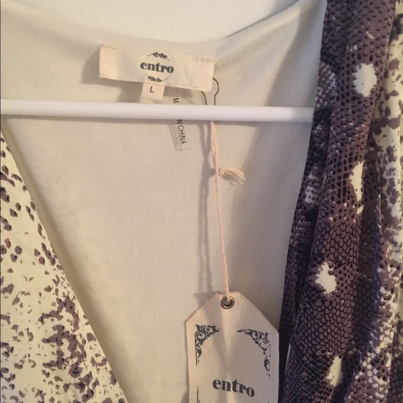 Maxi - Picture 3 of 4